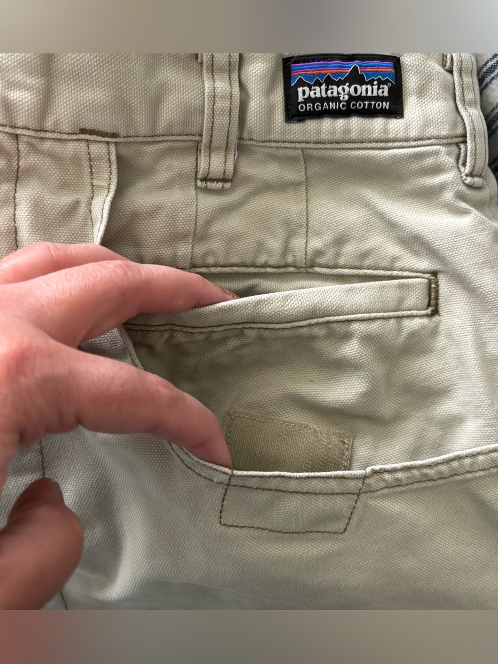 Patagonia Men's Stand Up Shorts, El Cap Khaki, Size 30, Good condition - Picture 4 of 9